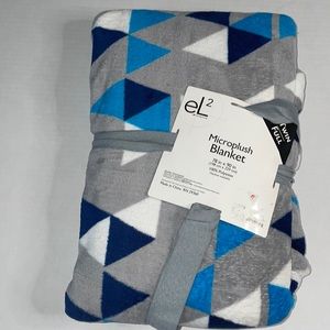 Microplush Blanket Twin/Full Blue and Gray Pattern 78 in x 90 in